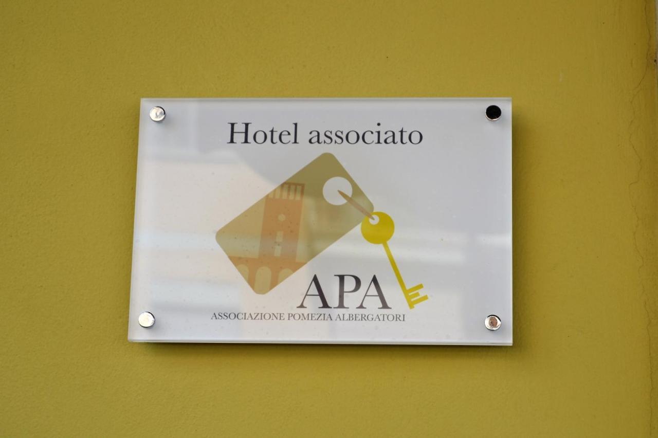 Hotel Facioni Помеция Экстерьер фото